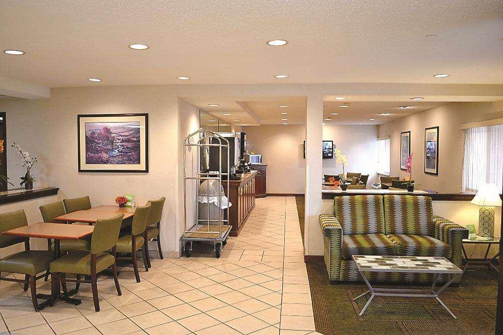 Days Inn By Wyndham Pleasant Prairie Kenosha מראה פנימי תמונה