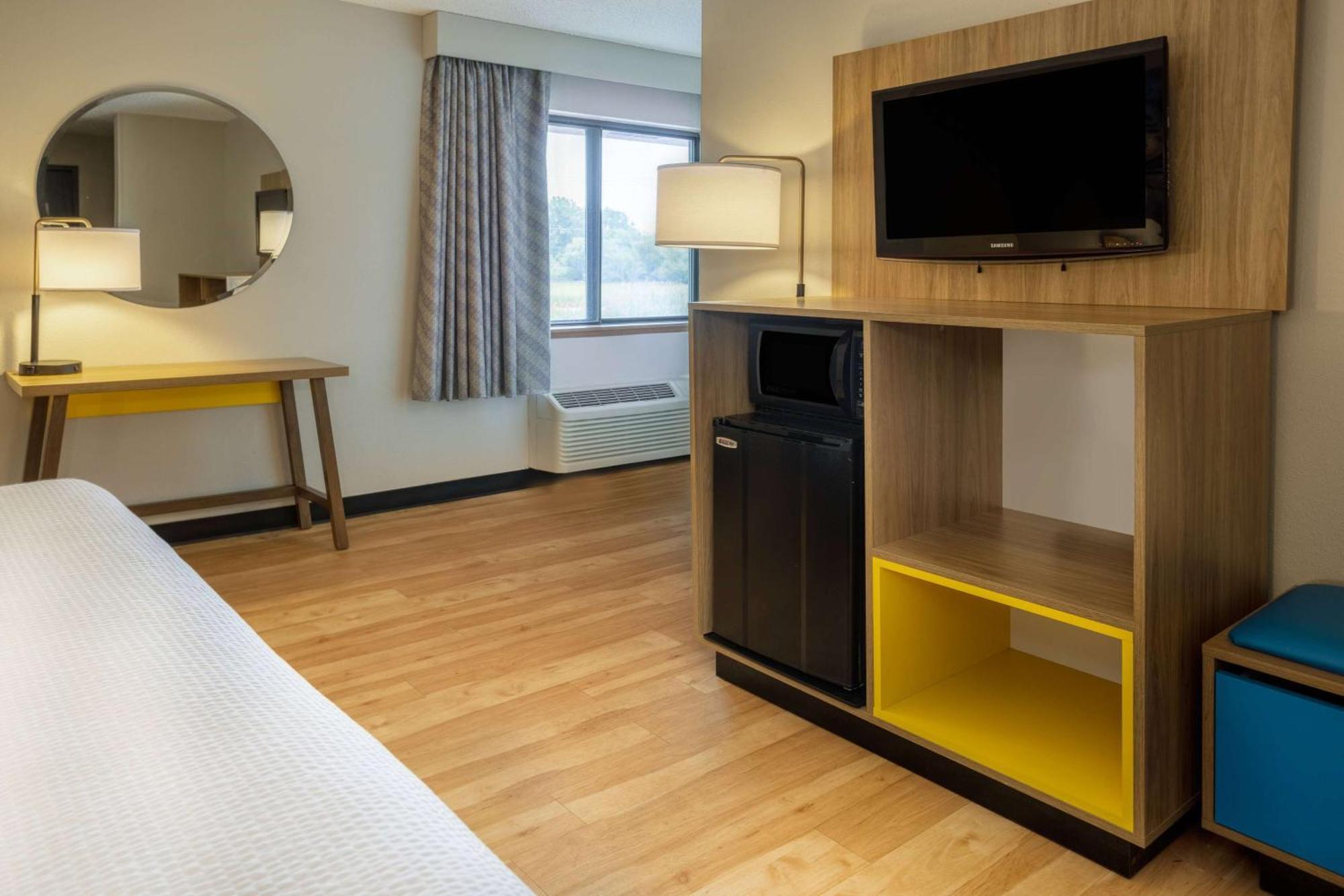 Days Inn By Wyndham Pleasant Prairie Kenosha מראה חיצוני תמונה