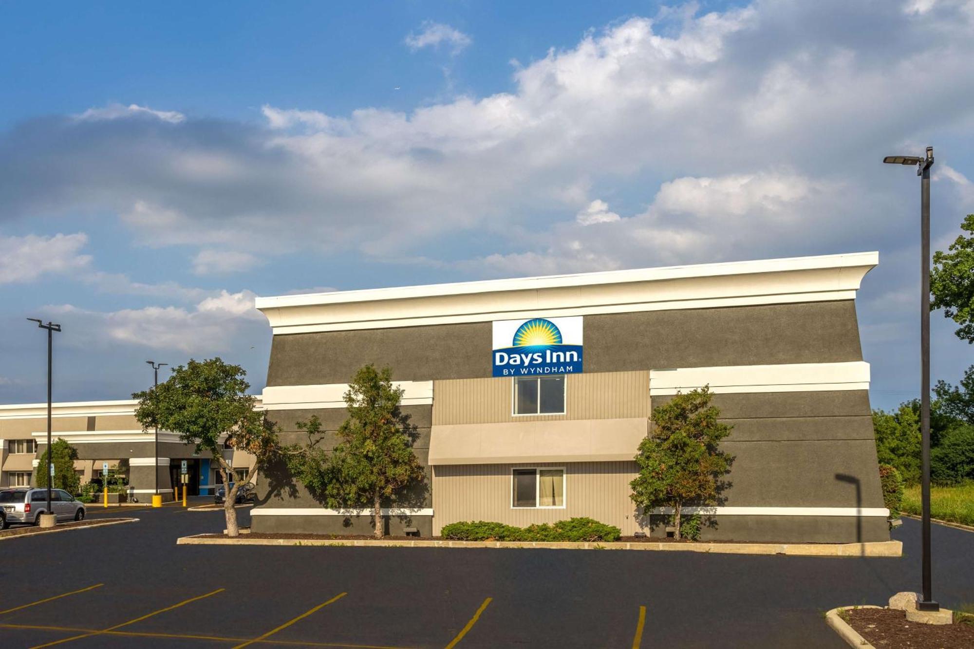 Days Inn By Wyndham Pleasant Prairie Kenosha מראה חיצוני תמונה